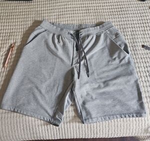 lululemon athletica Men's Gray Athletic Shorts